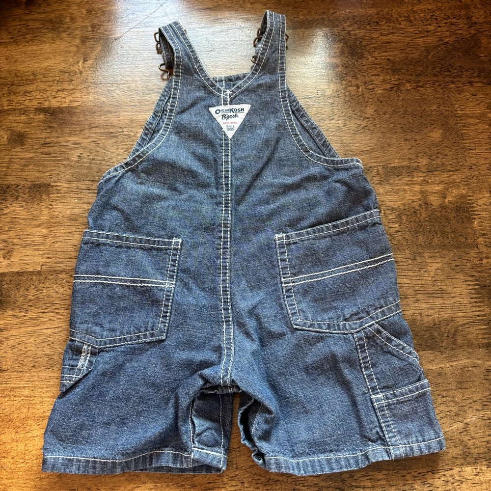 Oshkosh Overalls 12 months - Picture 4 of 5